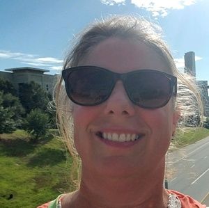 Meet your Posher, Catherine